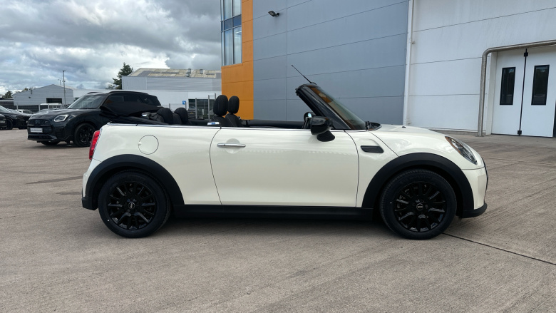 MINI Convertible 1.5 Cooper Classic 2dr [Comfort Pack] Petrol Convertible